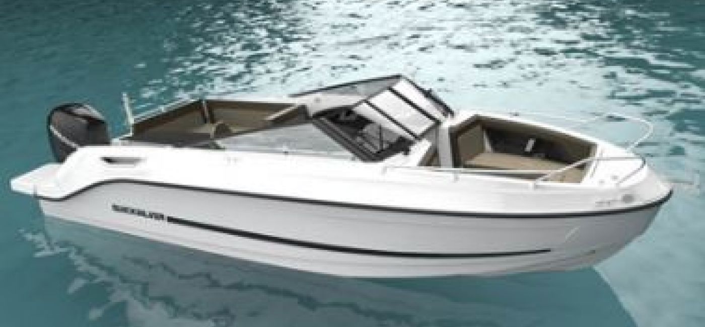 Quicksilver introduce su nueva gama Activ Bowrider y presenta la Activ 555 Cabin