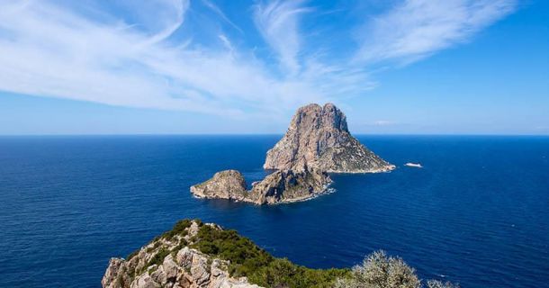 Mitos y leyendas sobre  Es Vedrà