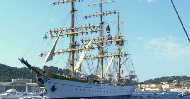 El Mircea, buque escuela a vela de la Armada de Rumania, hace escala en Palma