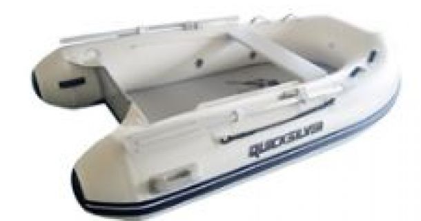 Quicksilver presenta su nueva gama de neumáticas y semirrígidas