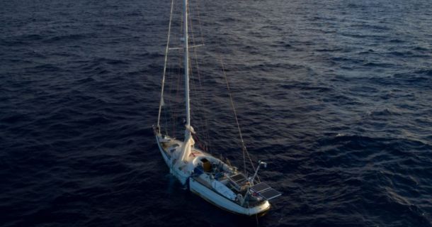 VOLVO OCEAN RACE: ENCUENTRO CON UN BARCO FANTASMA