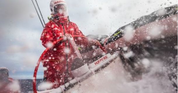 VOLVO OCEAN RACE : Bordeando los límites del hielo
